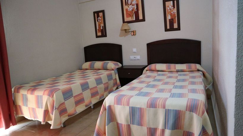 Imagen de la habitación del Hotel Hostal Restaurante Montoro. Foto 4