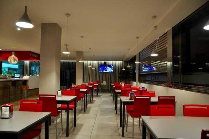 Imagen general del Hotel Hostal Restaurante Paco. Foto 7