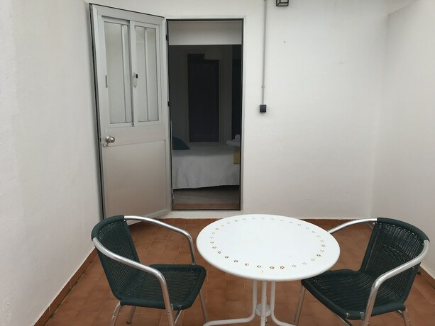 Imagen general del Hotel Hostal Restaurante Tar&iacute;n. Foto 3