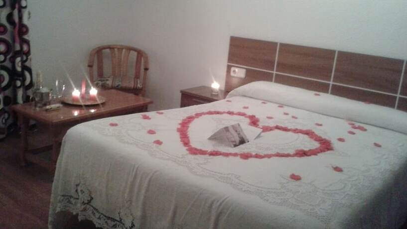 Imagen de la habitación del Hotel Hostal Restaurante Torrente. Foto 14