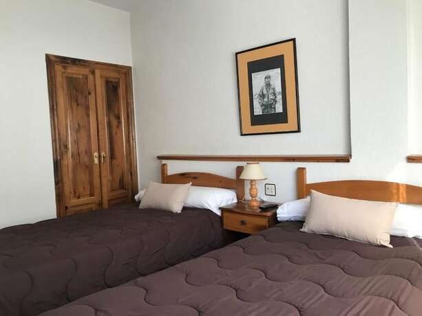 Imagen general del Hotel Hostal Restaurante Ventasierra. Foto 7