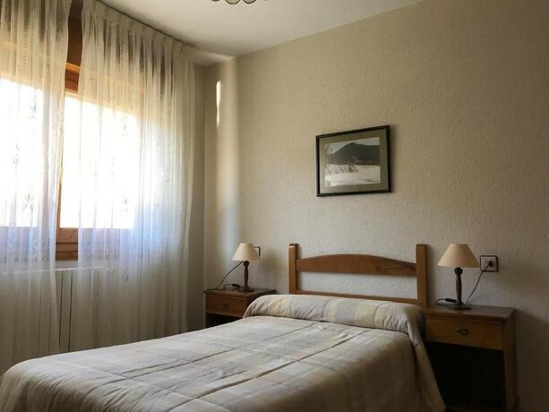 Imagen general del Hotel Hostal Restaurante Ventasierra. Foto 13