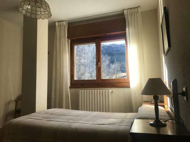 Imagen general del Hotel Hostal Restaurante Ventasierra. Foto 16