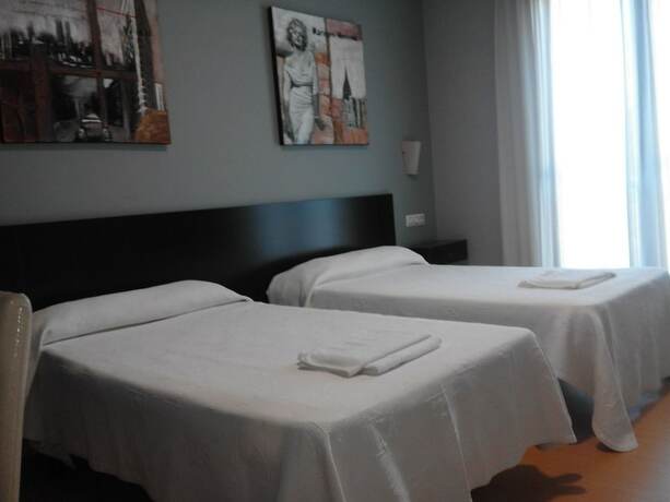 Imagen de la habitación del Hotel Hostal Restaurante Vial. Foto 14