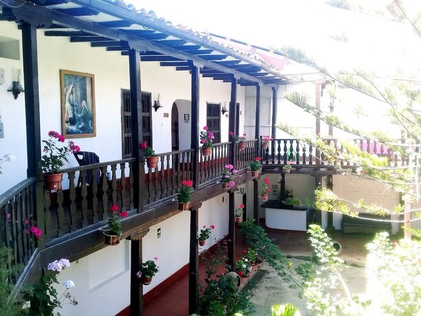 Imagen general del Hotel Hostal Revash. Foto 9