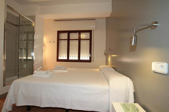 Imagen general del Hotel Hostal Ripoll Ibiza, IBIZA. Foto 4