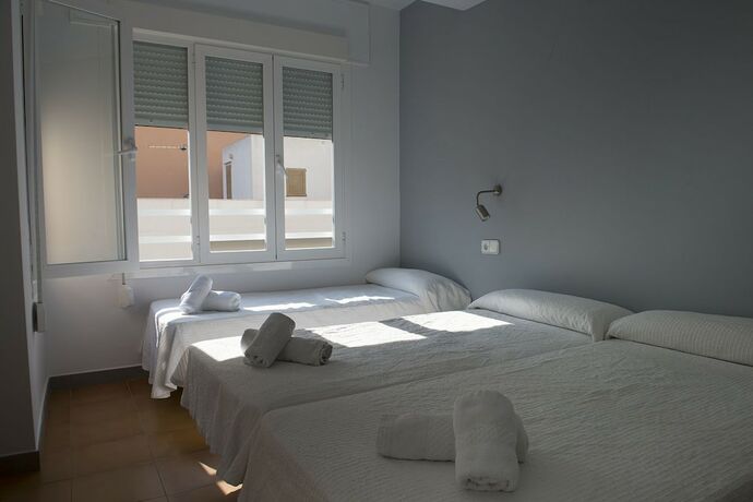 Imagen de la habitación del Hotel Hostal Ripoll Ibiza, IBIZA. Foto 20