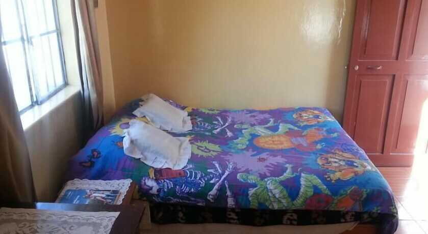 Imagen de la habitación del Hotel Hostal Rivero. Foto 6