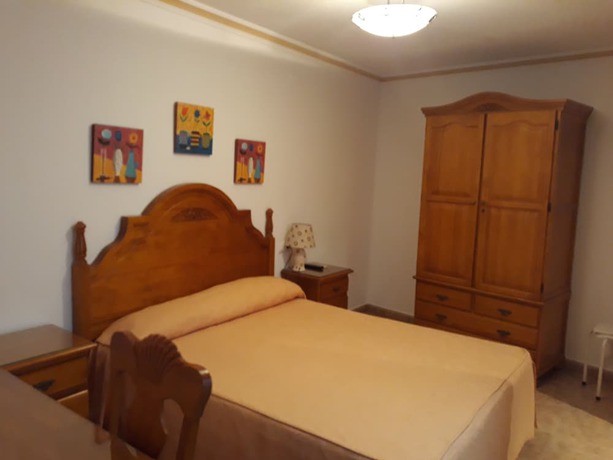 Imagen de la habitación del Hotel Hostal Roig 53. Foto 13