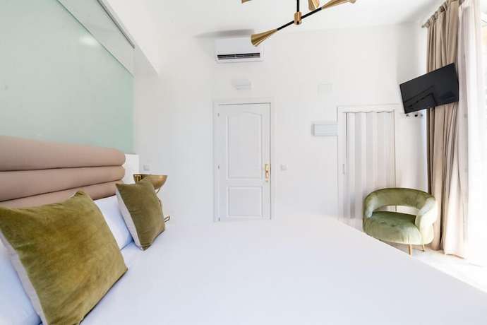 Imagen de la habitación del Hotel Hostal Roomsole. Foto 15