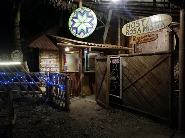 Imagen general del Hotel Hostal Rosa Mistica. Foto 6