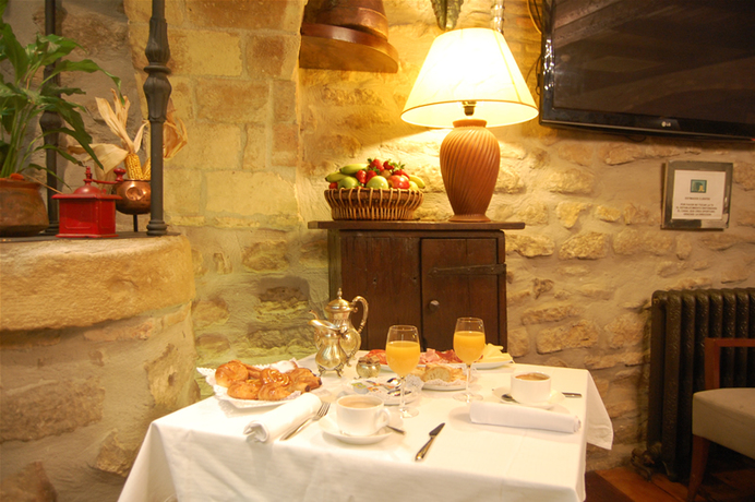 Imagen del bar/restaurante del Hotel Hostal Rural Bidean. Foto 3