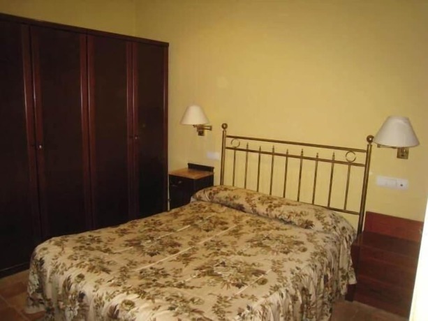 Imagen general del Hotel Hostal Rural Can Enric. Foto 10