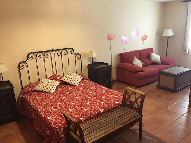 Imagen general del Hotel Hostal Rural La Botería. Foto 10