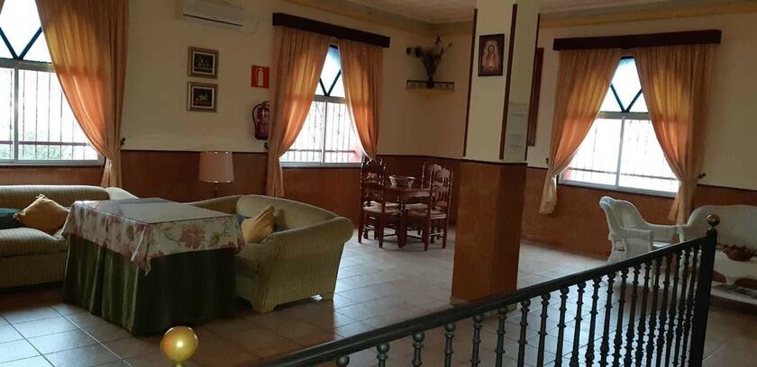 Imagen general del Hotel Hostal Rural Las Lomas. Foto 9