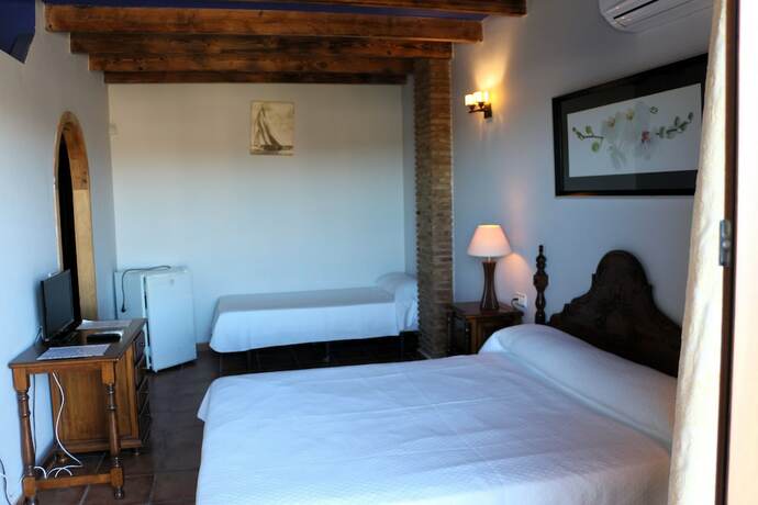 Imagen de la habitación del Hotel Hostal Rural Turre. Foto 17