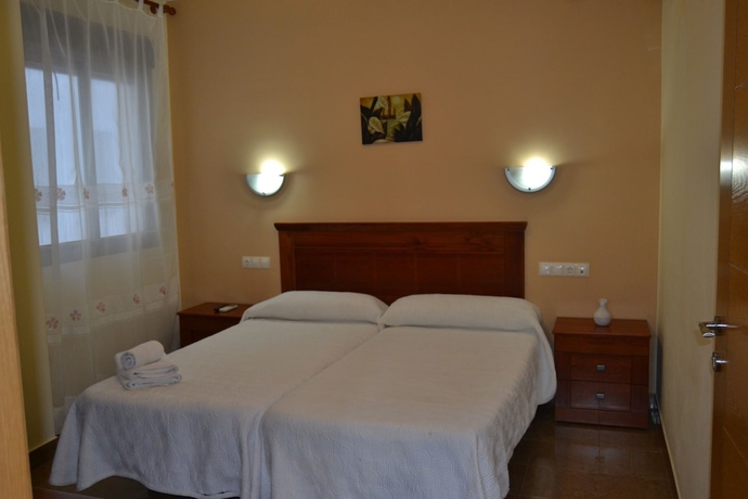 Imagen de la habitación del Hotel Hostal Ruralis Altozano. Foto 8