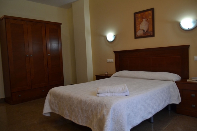 Imagen de la habitación del Hotel Hostal Ruralis Altozano. Foto 10