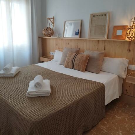 Imagen de la habitación del Hotel Hostal Sa Teula. Foto 12