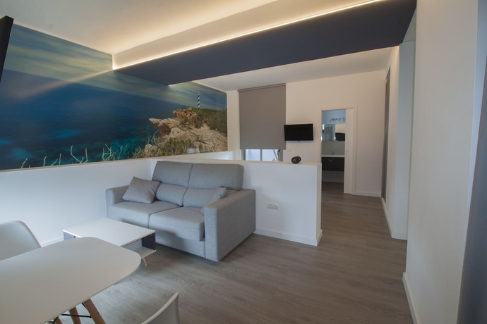 Imagen de la habitación del Hotel Hostal Sa Vinya Suites. Foto 8