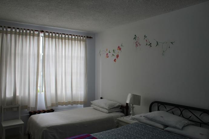Imagen de la habitación del Hotel Hostal Sakti. Foto 11
