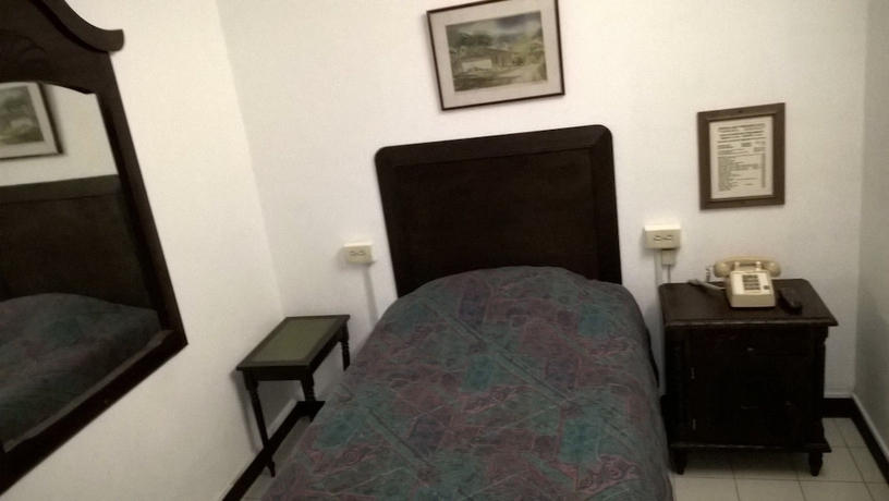Imagen de la habitación del Hotel Hostal San Fernando, Cali. Foto 12