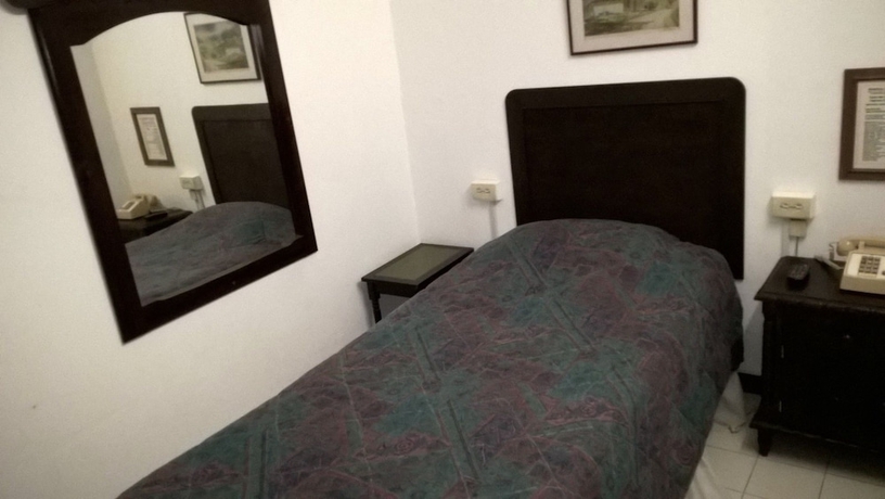 Imagen de la habitación del Hotel Hostal San Fernando, Cali. Foto 13