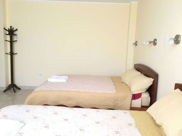 Imagen general del Hotel Hostal Sandel. Foto 1