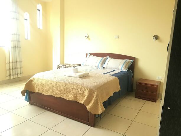 Imagen general del Hotel Hostal Sandel. Foto 2