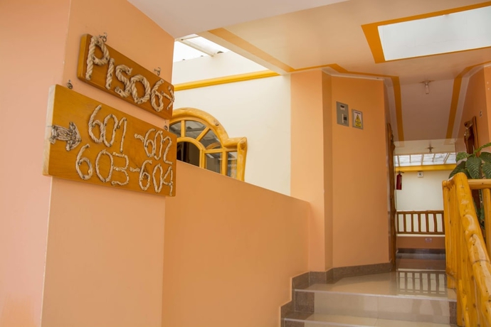 Imagen de los interiores del Hotel Hostal Santa Fe 2. Foto 14