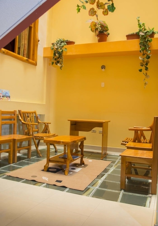 Imagen de los exteriores del Hotel Hostal Santa Fe 2. Foto 11