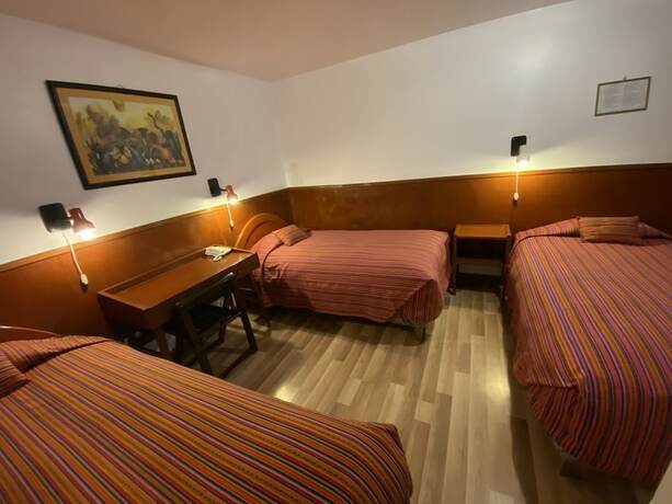 Imagen general del Hotel Hostal Saphi. Foto 8