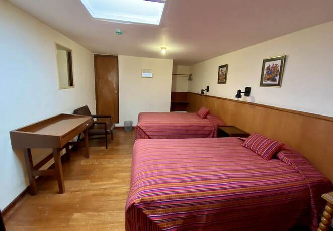 Imagen de la habitación del Hotel Hostal Saphi. Foto 11