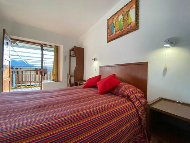 Imagen de la habitación del Hotel Hostal Saphi. Foto 13