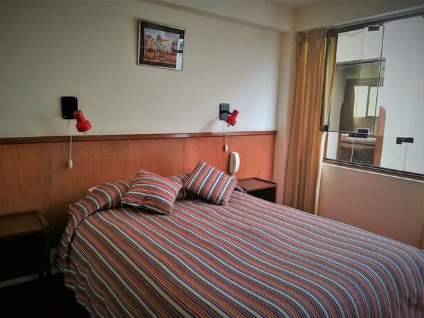 Imagen de la habitación del Hotel Hostal Saphi. Foto 16