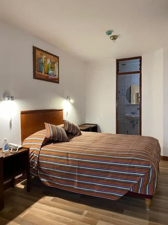 Imagen de la habitación del Hotel Hostal Saphi. Foto 20