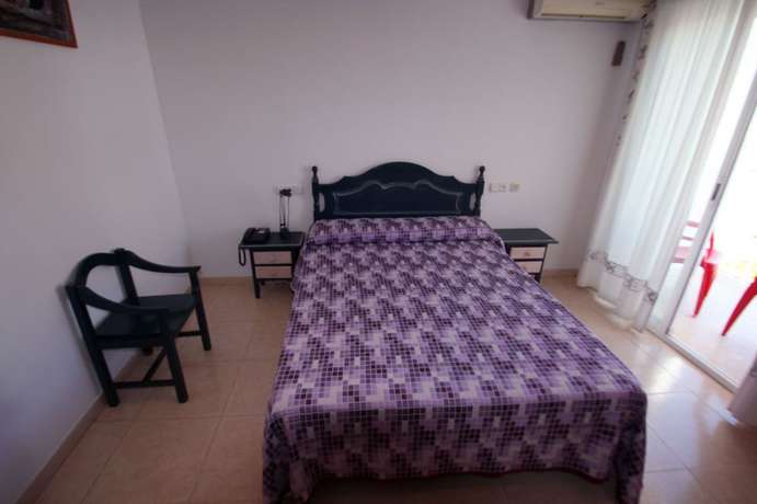 Imagen de la habitación del Hotel Hostal Sol Bahia San Jos&eacute;. Foto 9