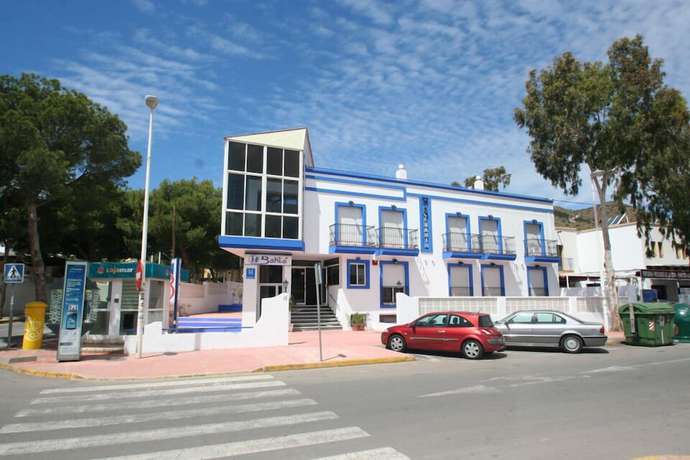 Imagen general del Hotel Hostal Sol Bahia San Jos&eacute;. Foto 1
