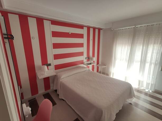 Imagen general del Hotel Hostal Sol. Foto 10