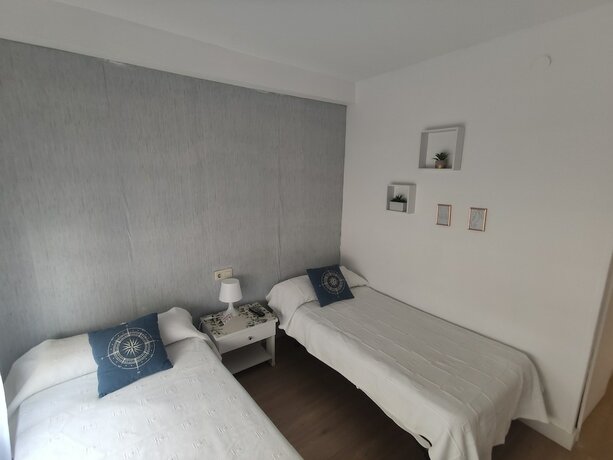 Imagen de la habitación del Hotel Hostal Sol. Foto 18