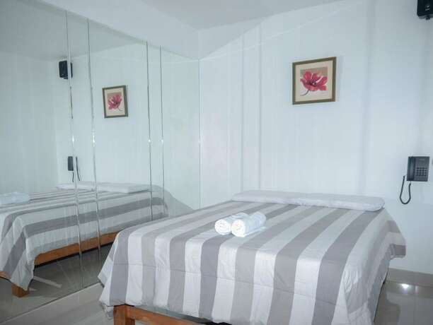Imagen de la habitación del Hotel Hostal Sue&ntilde;os. Foto 15