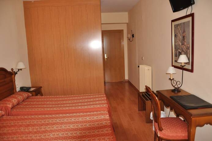 Imagen de la habitación del Hotel Hostal Tafalla. Foto 14