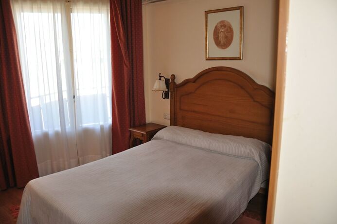 Imagen general del Hotel Hostal Tafalla. Foto 7