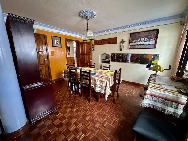 Imagen de la habitación del Hotel Hostal Taxo Yura. Foto 7