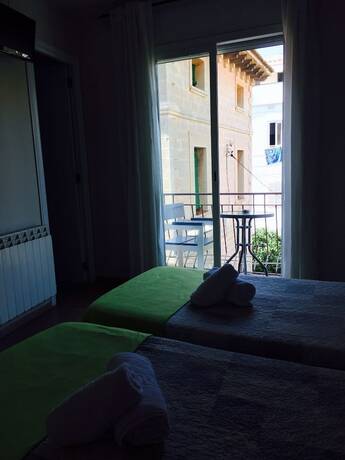Imagen general del Hotel Hostal Termes. Foto 9