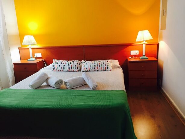 Imagen general del Hotel Hostal Termes, Sitges. Foto 13