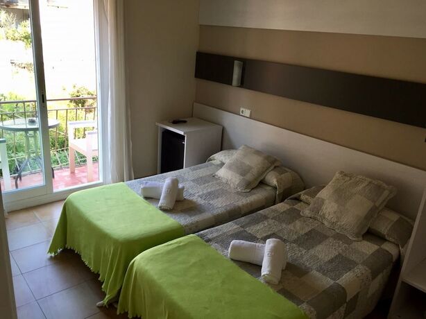 Imagen general del Hotel Hostal Termes, Sitges. Foto 15