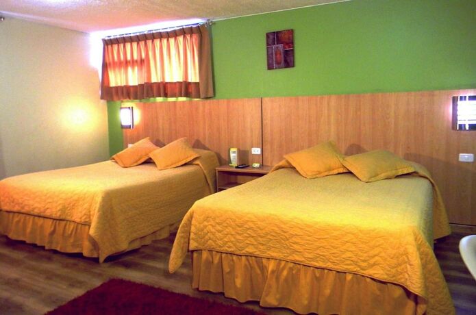 Imagen general del Hotel Hostal Terra 3 Base Aerea. Foto 1