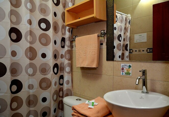 Imagen general del Hotel Hostal Terra 3 Base Aerea. Foto 8