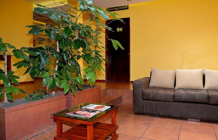 Imagen general del Hotel Hostal Terra 3 Base Aerea. Foto 9
